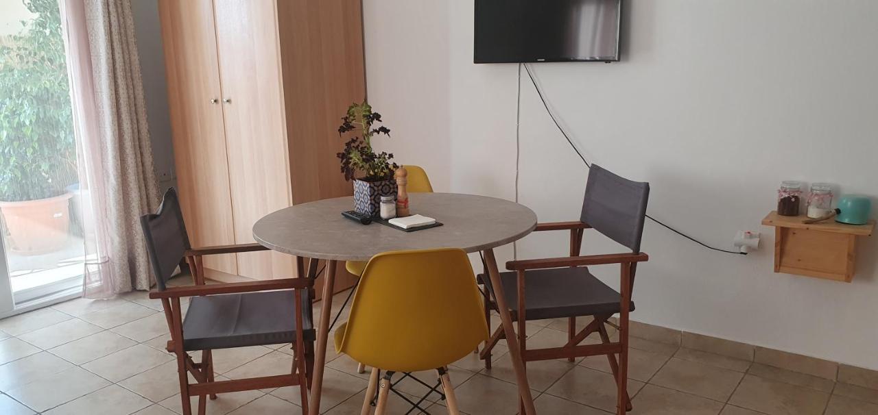 Appartamento Γ3 - The Weekend Getaway One Aigio Esterno foto